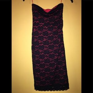 Express Stretch strapless black lace and red sz 6.